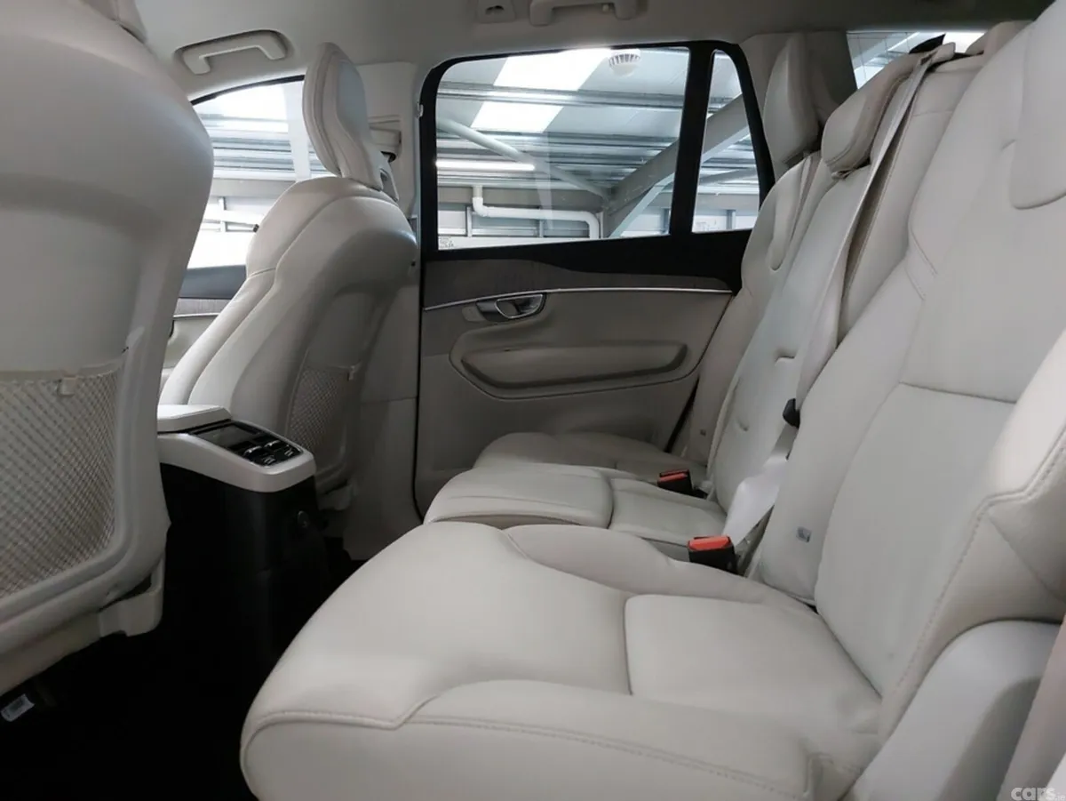 Volvo XC90 SUV, Petrol Plug-in Hybrid, 2023, Grey