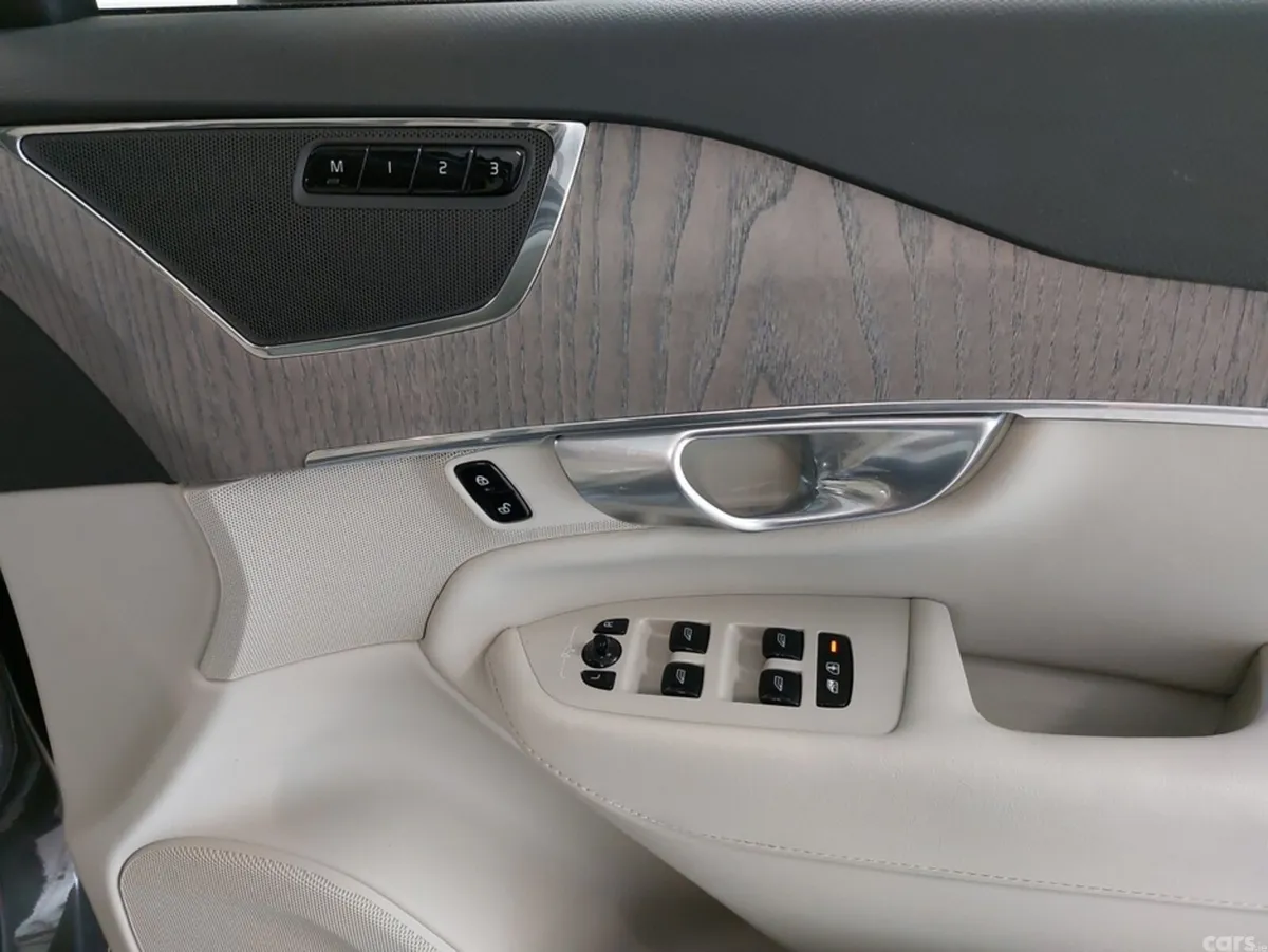 Volvo XC90 SUV, Petrol Plug-in Hybrid, 2023, Grey