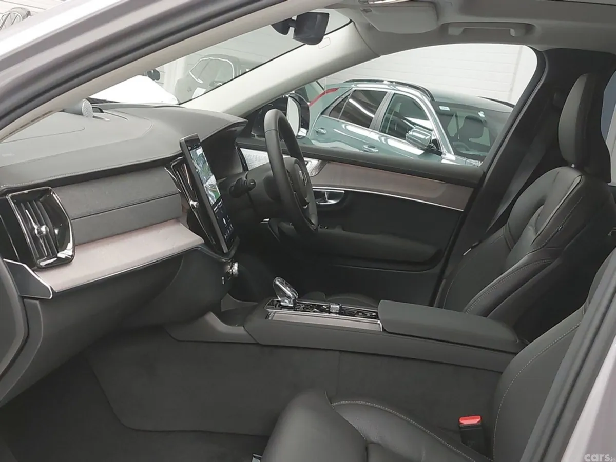 Volvo XC90 MPV, Petrol Plug-in Hybrid, 2026, Silver