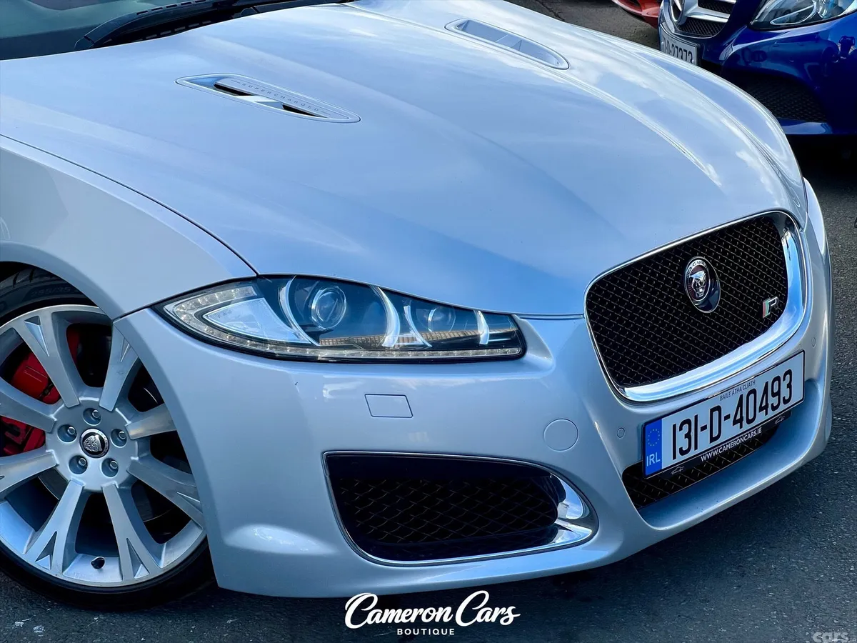 Jaguar XF Saloon, Petrol, 2013, Silver