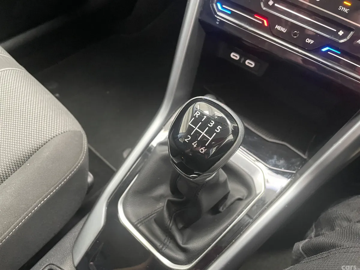 Volkswagen T-Roc SUV, Petrol, 2023, Grey