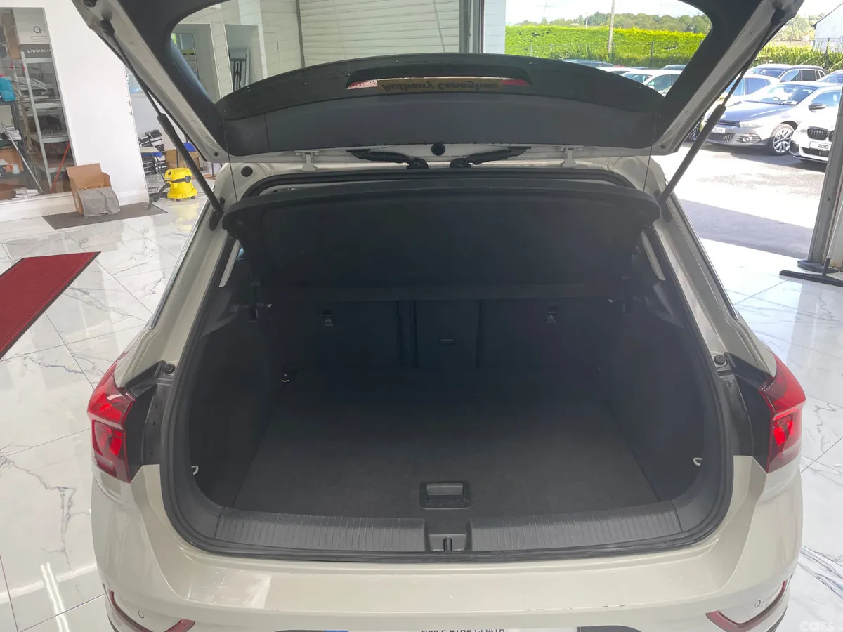 Volkswagen T-Roc SUV, Petrol, 2023, Grey