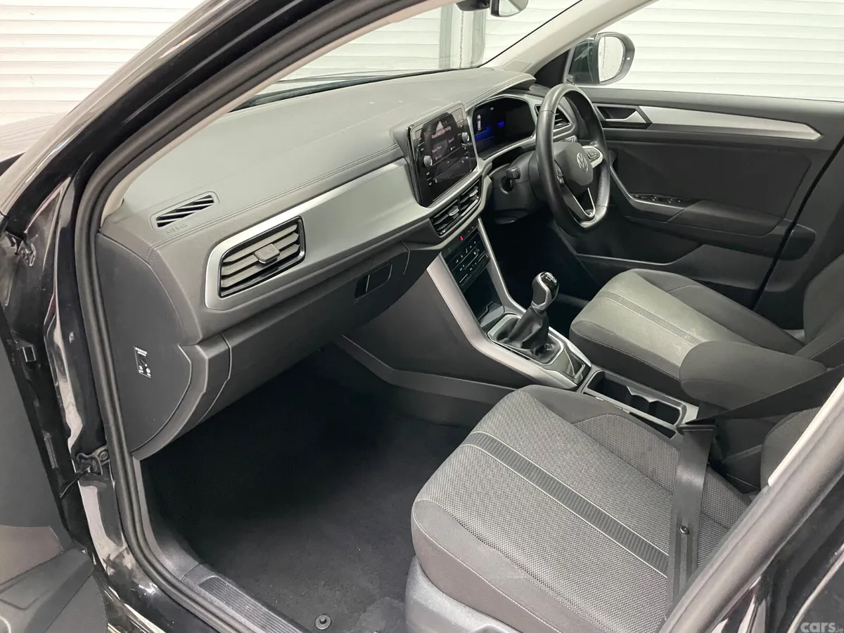 Volkswagen T-Roc SUV, Petrol, 2024, Black