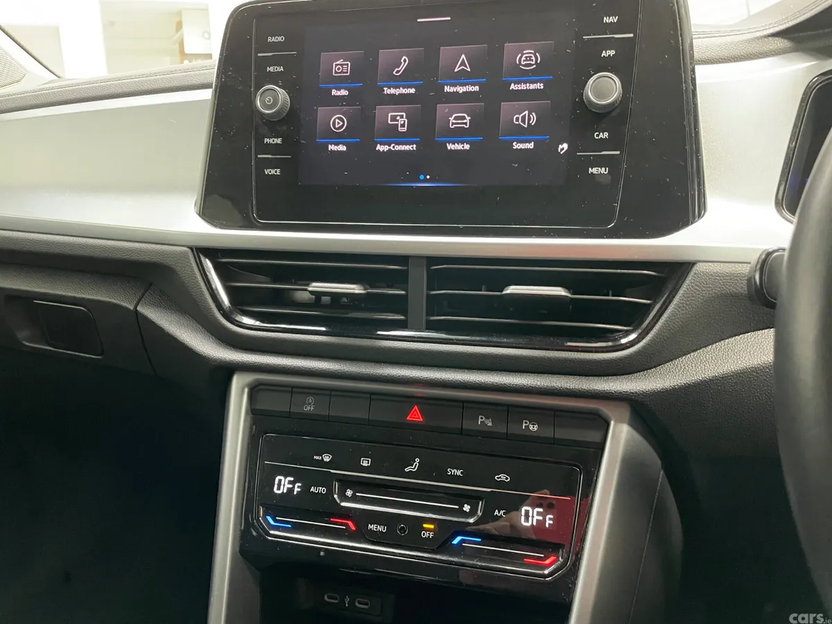 Volkswagen T-Roc SUV, Petrol, 2024, Black