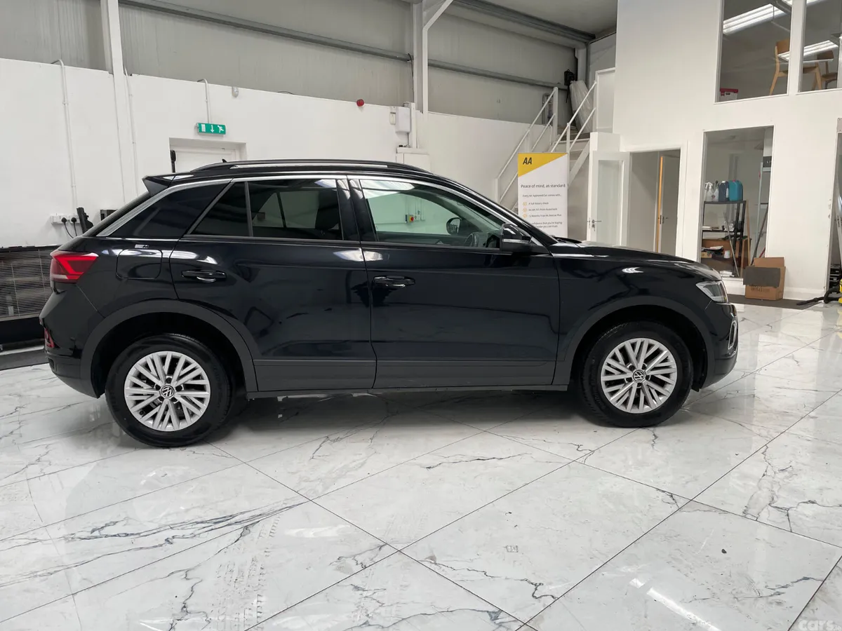 Volkswagen T-Roc SUV, Petrol, 2024, Black