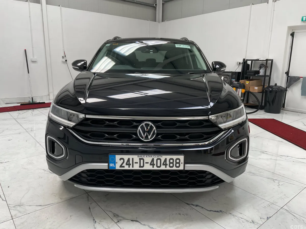 Volkswagen T-Roc SUV, Petrol, 2024, Black
