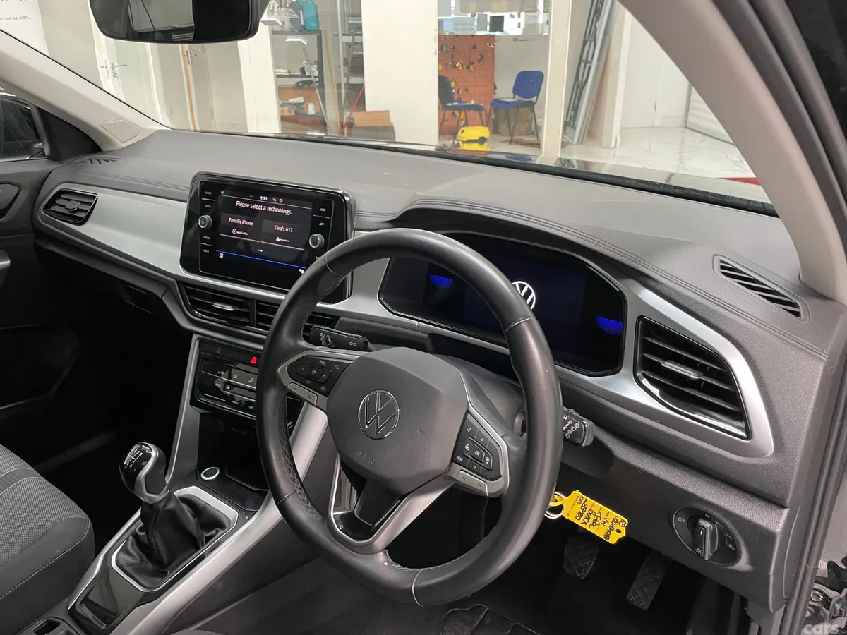 Volkswagen T-Roc SUV, Petrol, 2024, Black