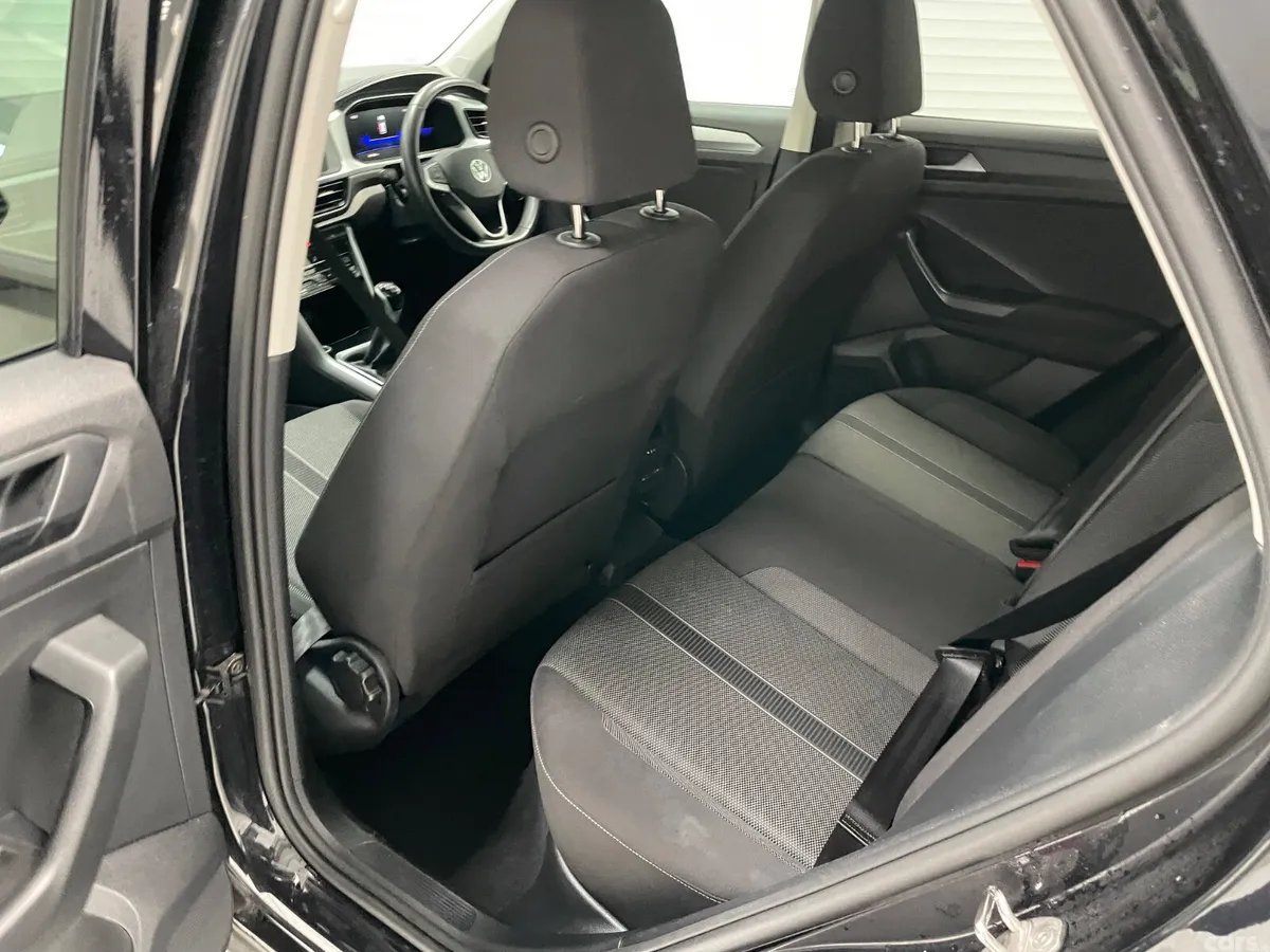 Volkswagen T-Roc SUV, Petrol, 2024, Black
