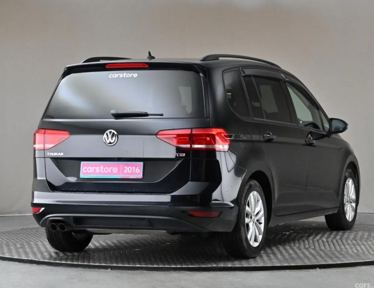 Volkswagen Touran MPV, Petrol, 2016, Black