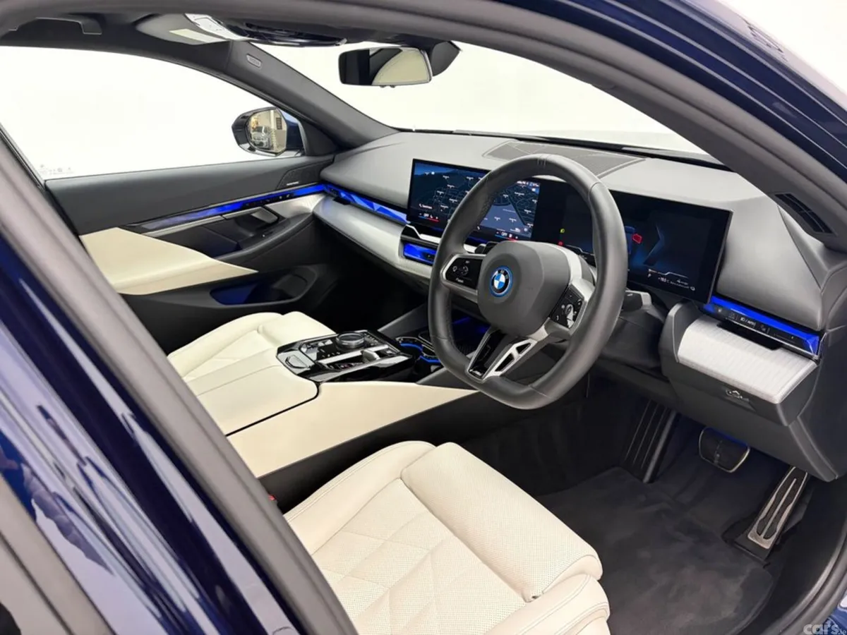 BMW 5-Series Saloon, Petrol Plug-in Hybrid, 2024, Blue
