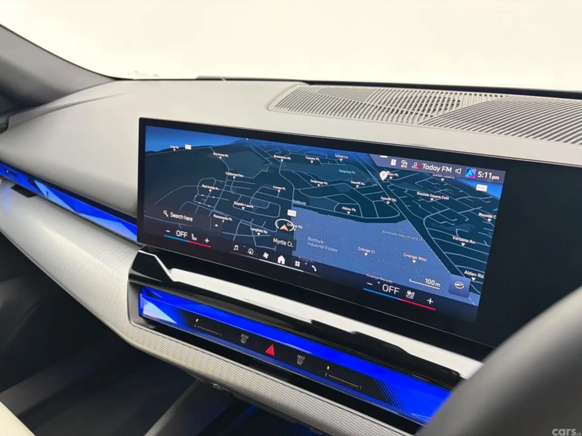 BMW 5-Series Saloon, Petrol Plug-in Hybrid, 2024, Blue