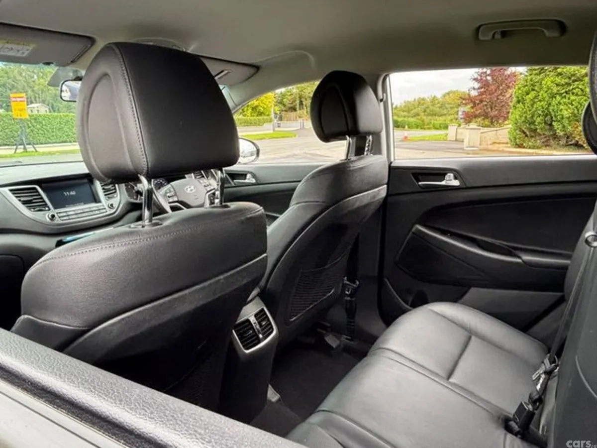 Hyundai Tucson MPV, Diesel, 2017, White