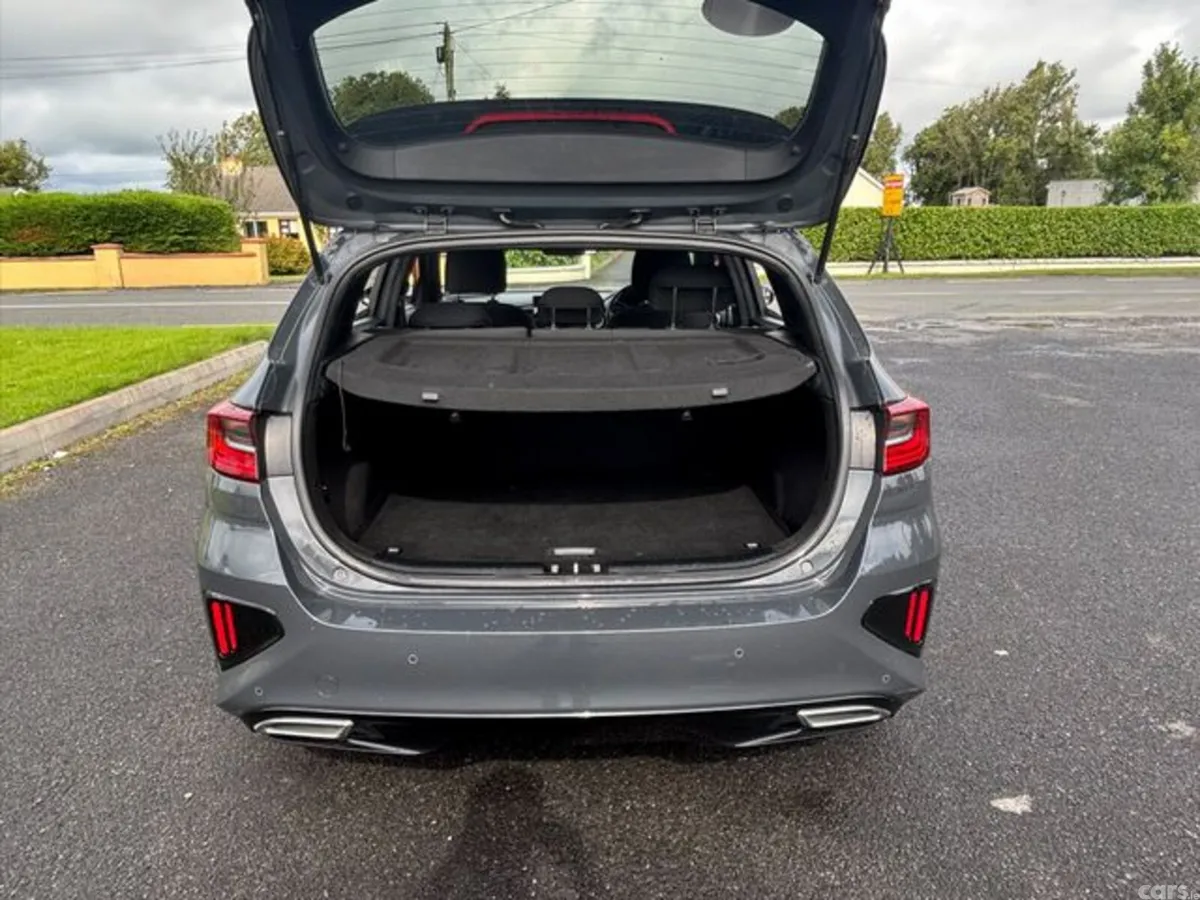Kia Ceed Hatchback, Diesel, 2020, Grey