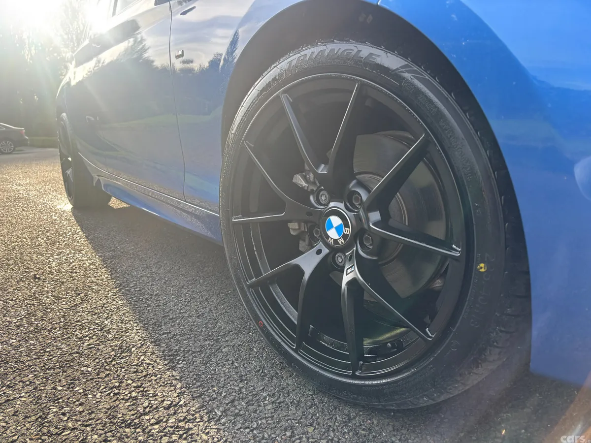 BMW 1-Series Hatchback, Diesel, 2017, Blue