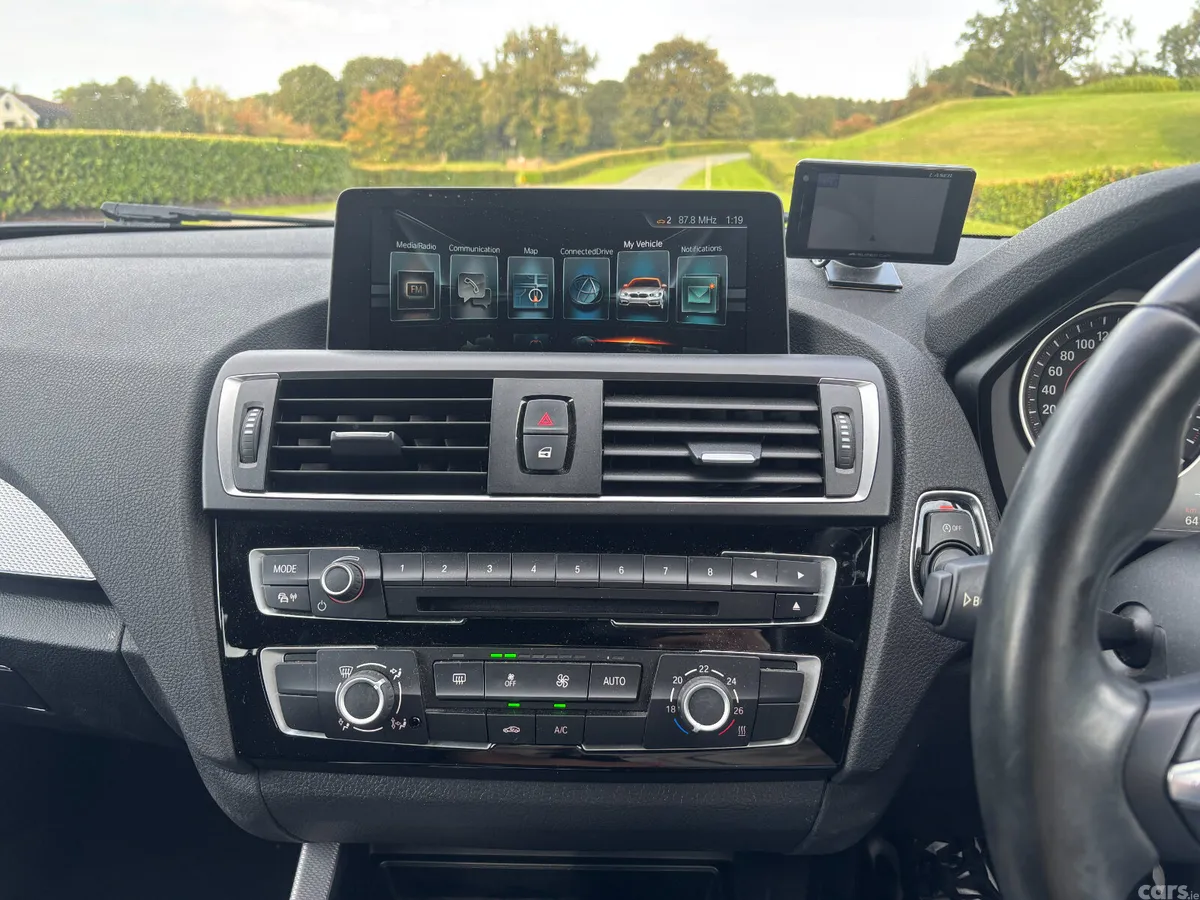 BMW 1-Series Hatchback, Diesel, 2017, Blue