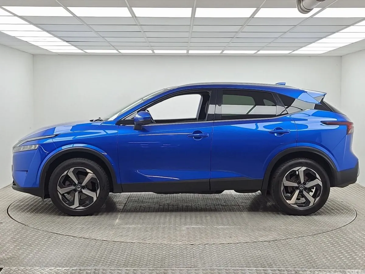 Nissan Qashqai MPV, Petrol, 2021, Blue