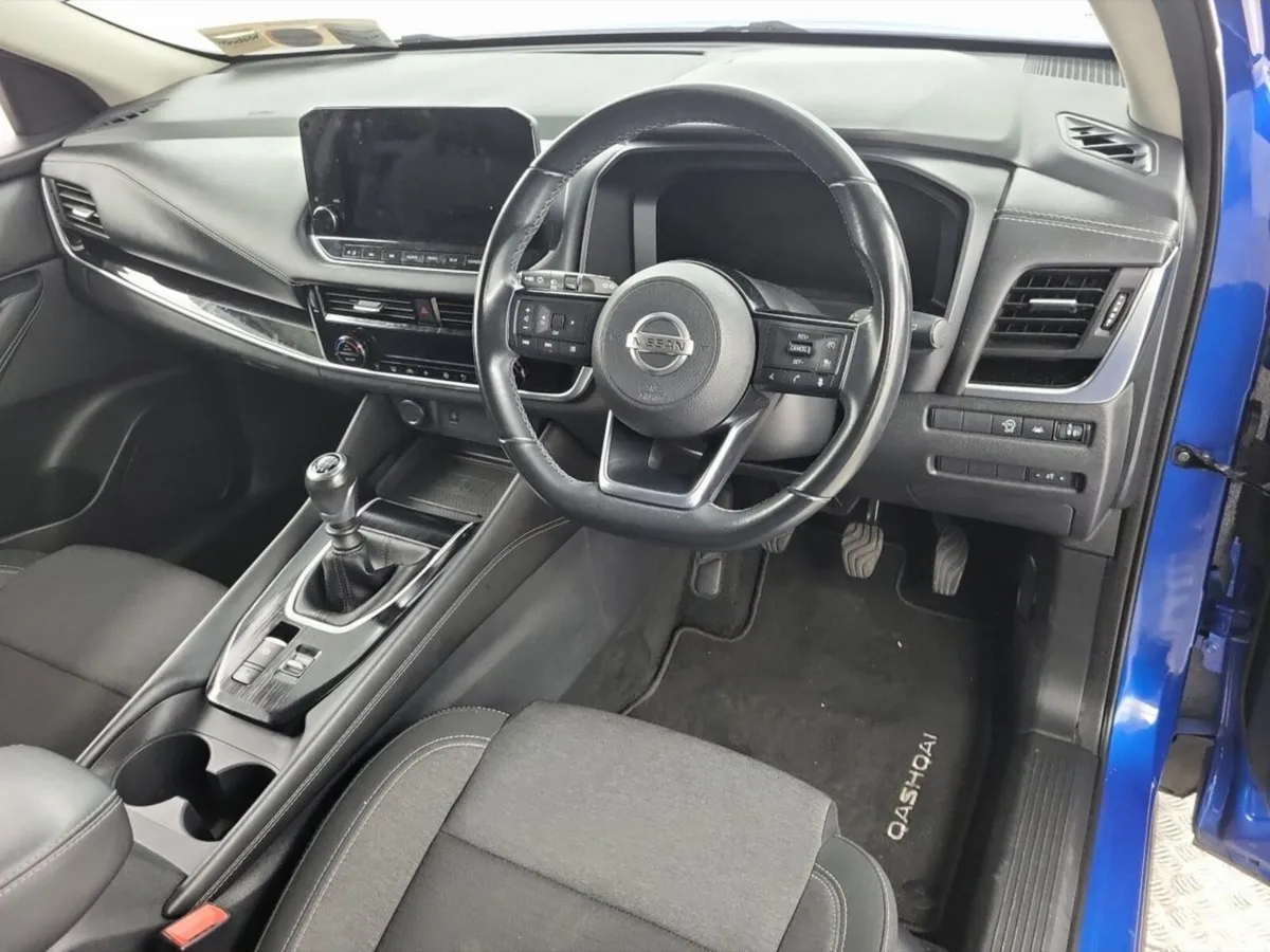 Nissan Qashqai MPV, Petrol, 2021, Blue
