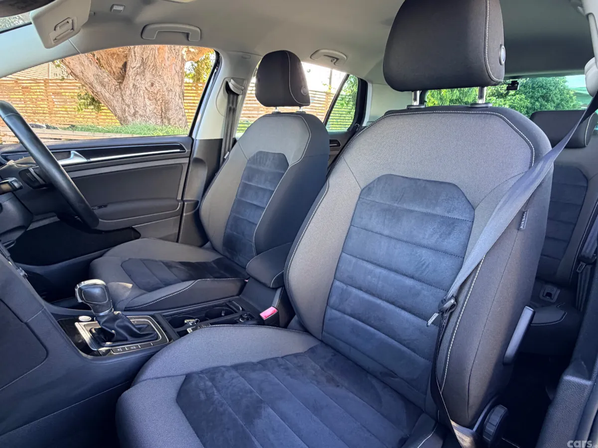 Volkswagen Golf Hatchback, Petrol, 2016, Black