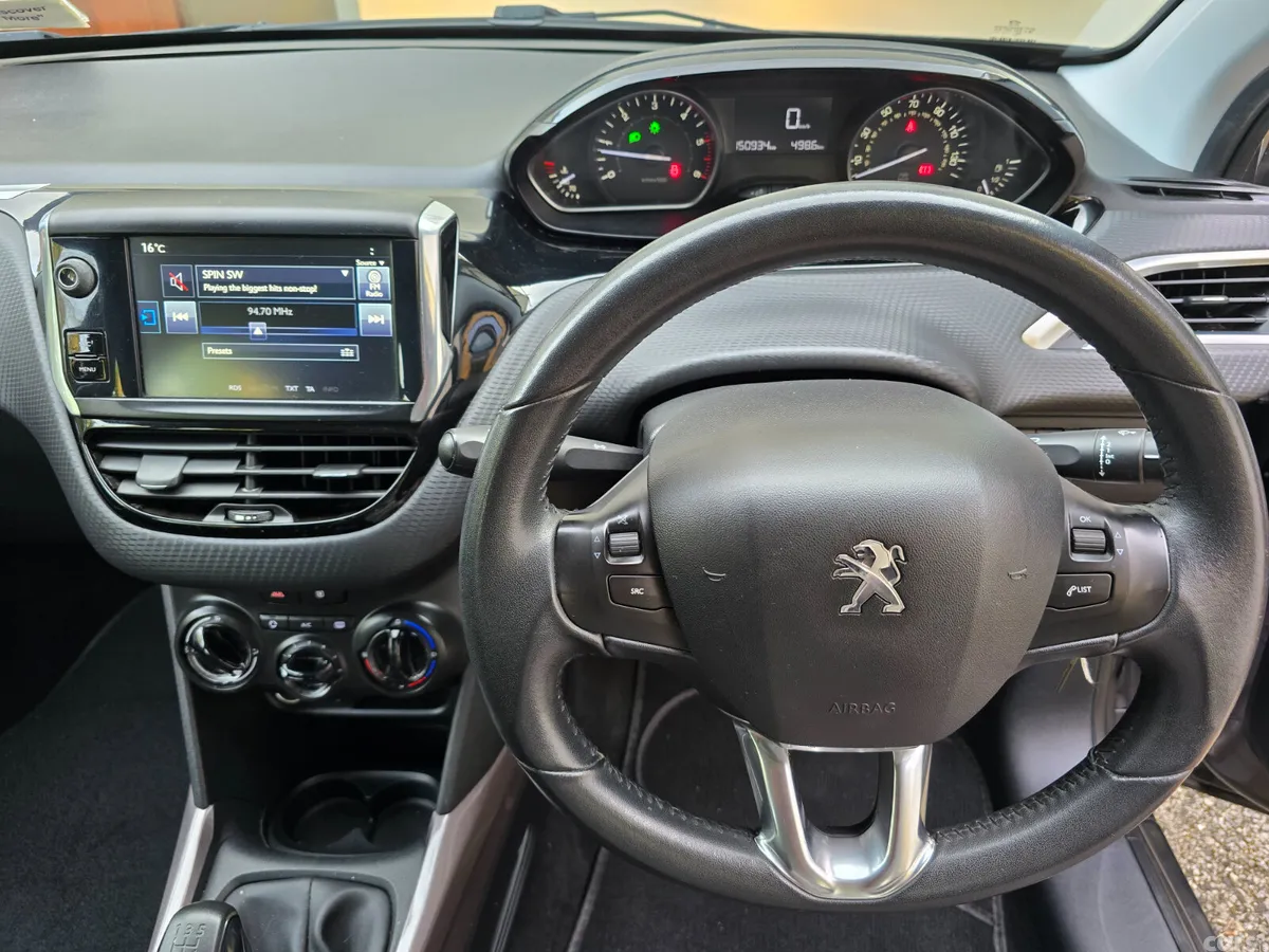 Peugeot 2008 SUV, Diesel, 2016, Grey