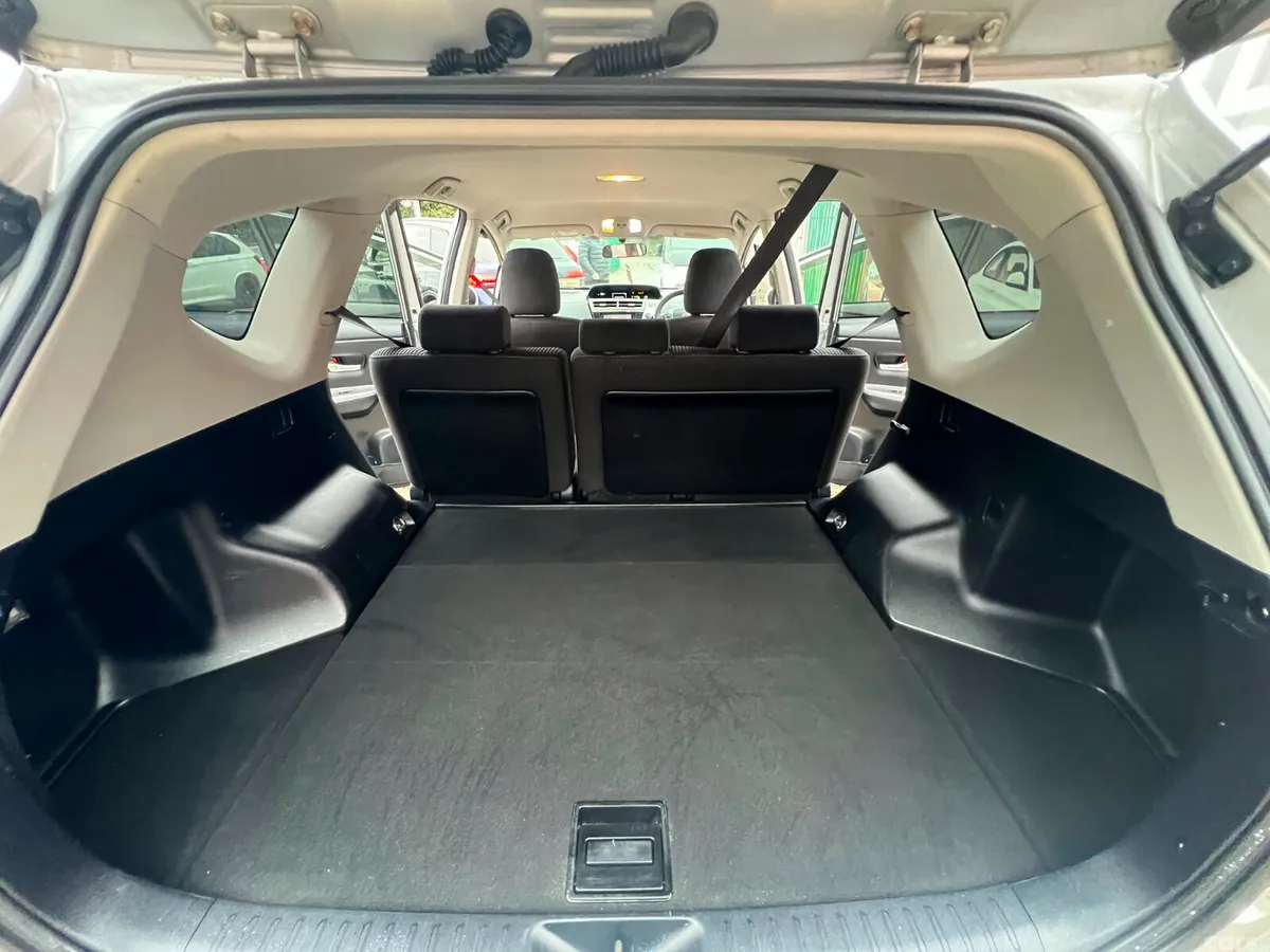 Toyota Prius MPV, Petrol Hybrid, 2015, Silver