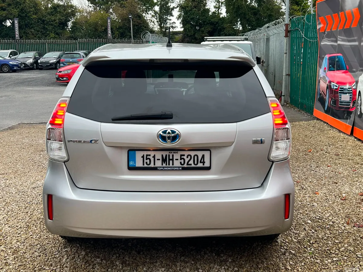 Toyota Prius MPV, Petrol Hybrid, 2015, Silver