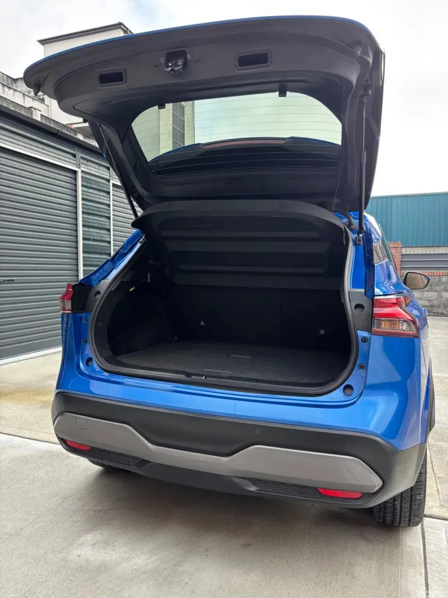 Nissan Qashqai MPV, Petrol, 2024, Blue
