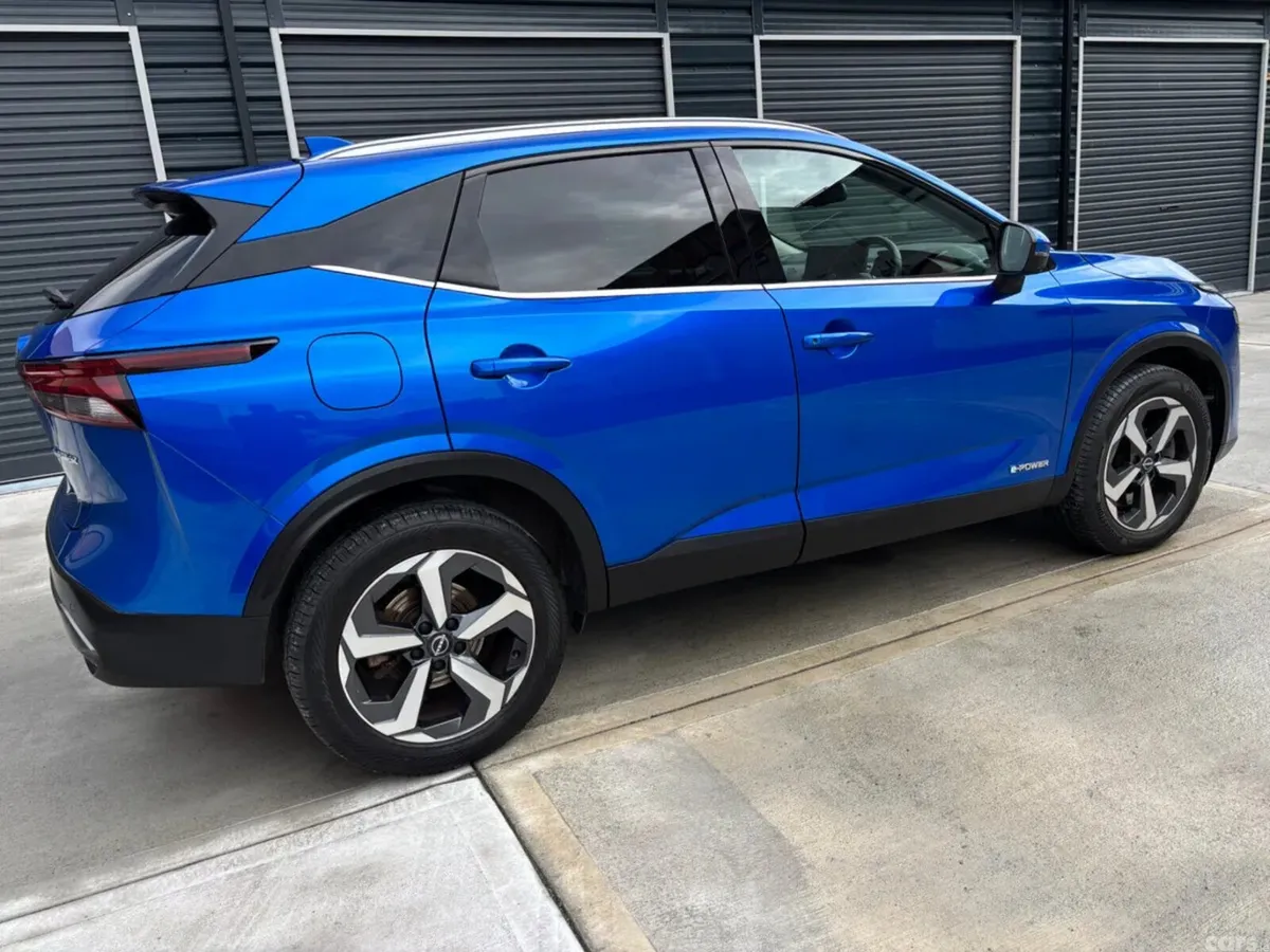 Nissan Qashqai MPV, Petrol, 2024, Blue
