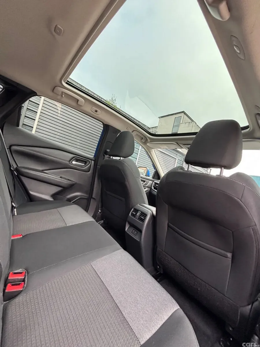 Nissan Qashqai MPV, Petrol, 2024, Blue