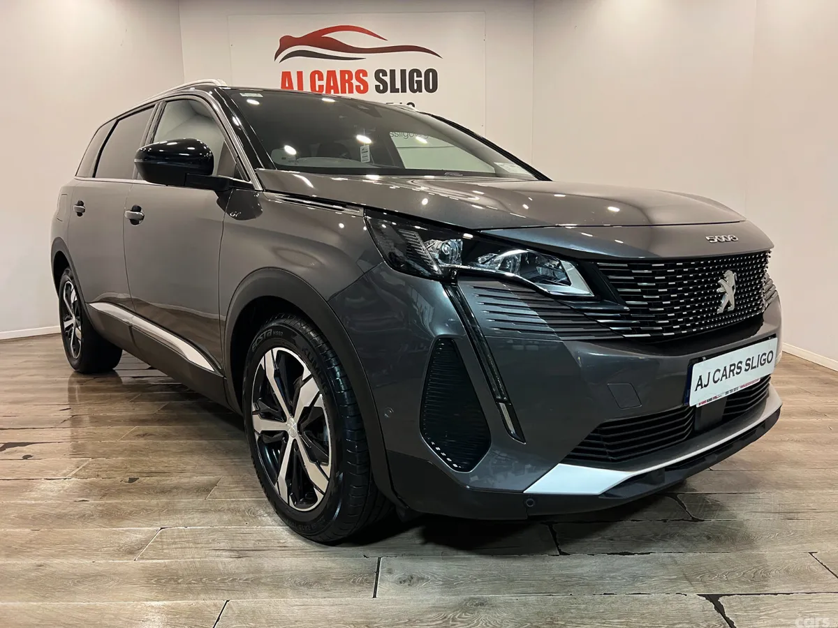 Peugeot 5008 MPV, Diesel, 2021, Grey