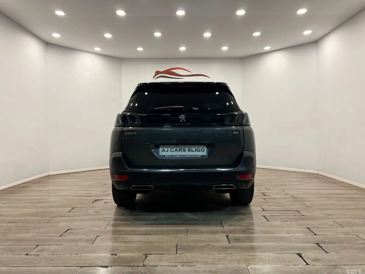 Peugeot 5008 MPV, Diesel, 2021, Grey