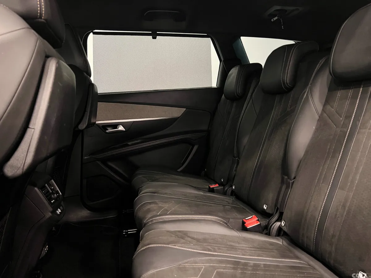 Peugeot 5008 MPV, Diesel, 2021, Grey