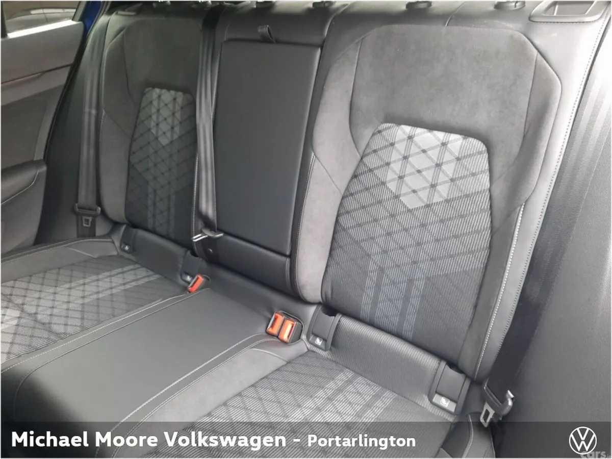 Volkswagen Golf Hatchback, Diesel, 2027, Blue