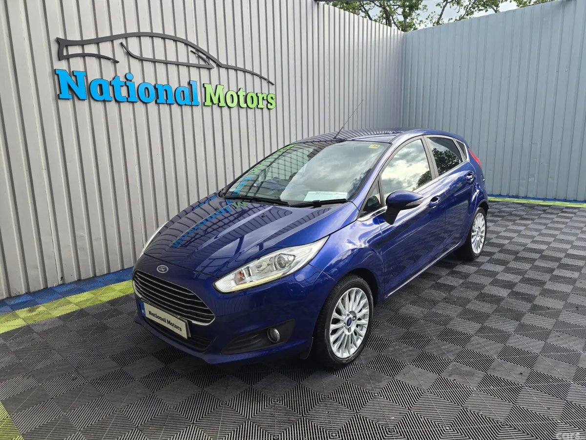 Ford Fiesta Hatchback, Petrol, 2014, Blue