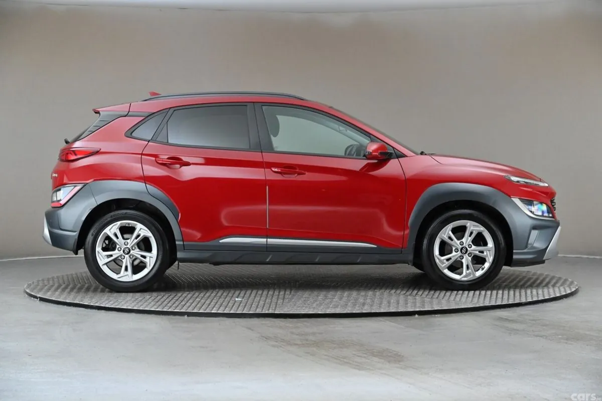 Hyundai KONA SUV, Petrol, 2022, Red