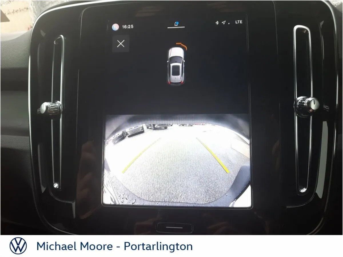 Volvo XC40 Estate, Electric, 2025, Grey