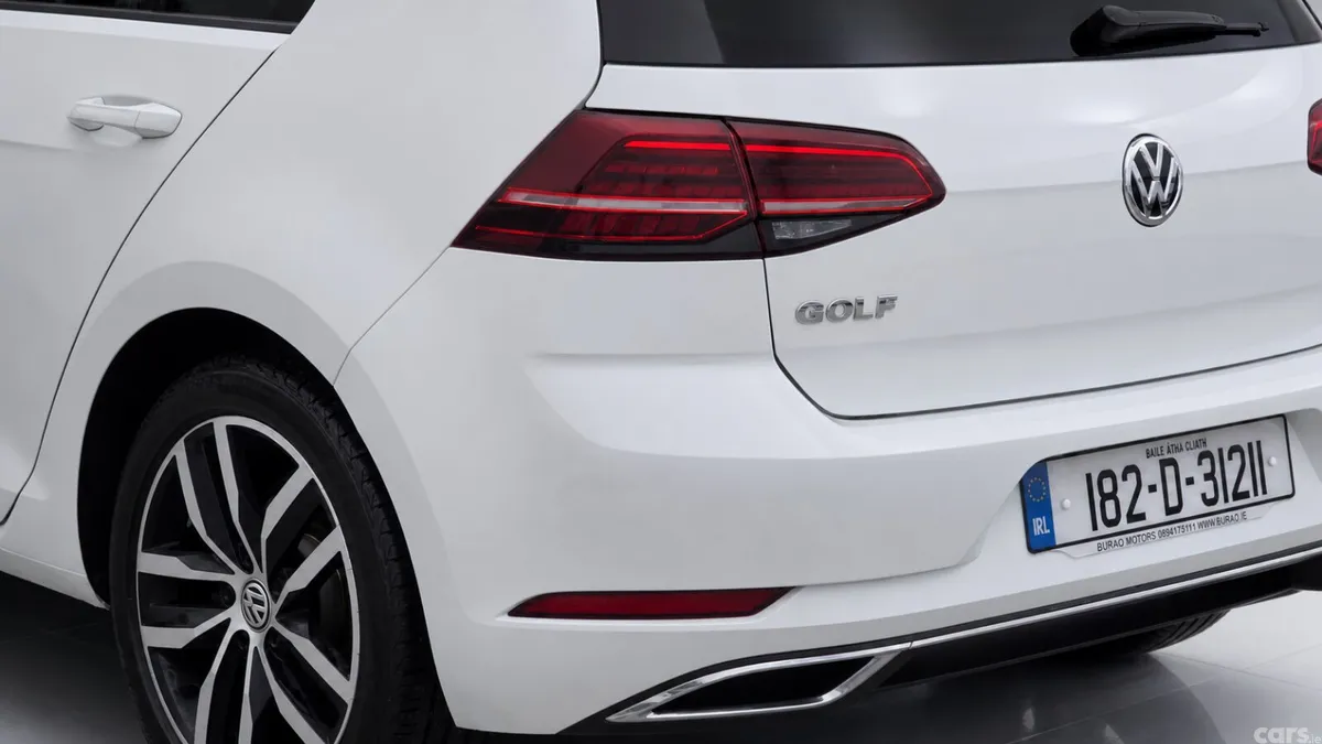 Volkswagen Golf Hatchback, Petrol, 2018, White