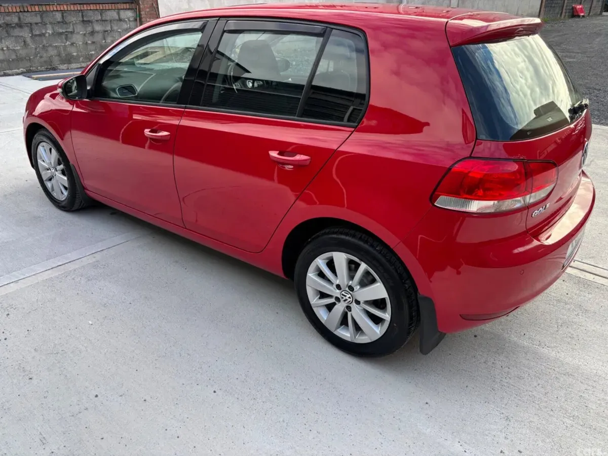 Volkswagen Golf Hatchback, Diesel, 2011, Red