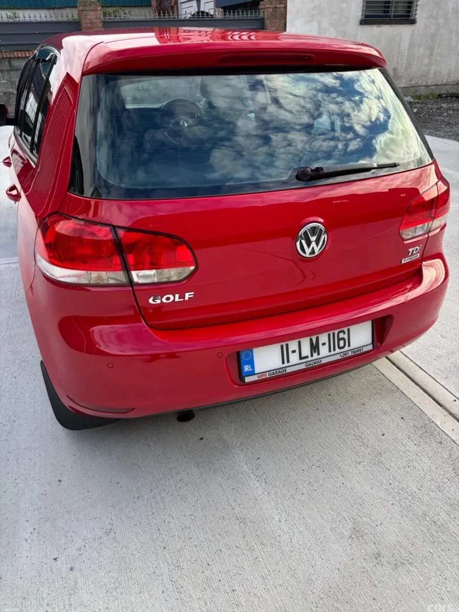 Volkswagen Golf Hatchback, Diesel, 2011, Red