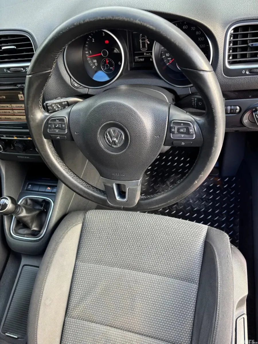 Volkswagen Golf Hatchback, Diesel, 2011, Red