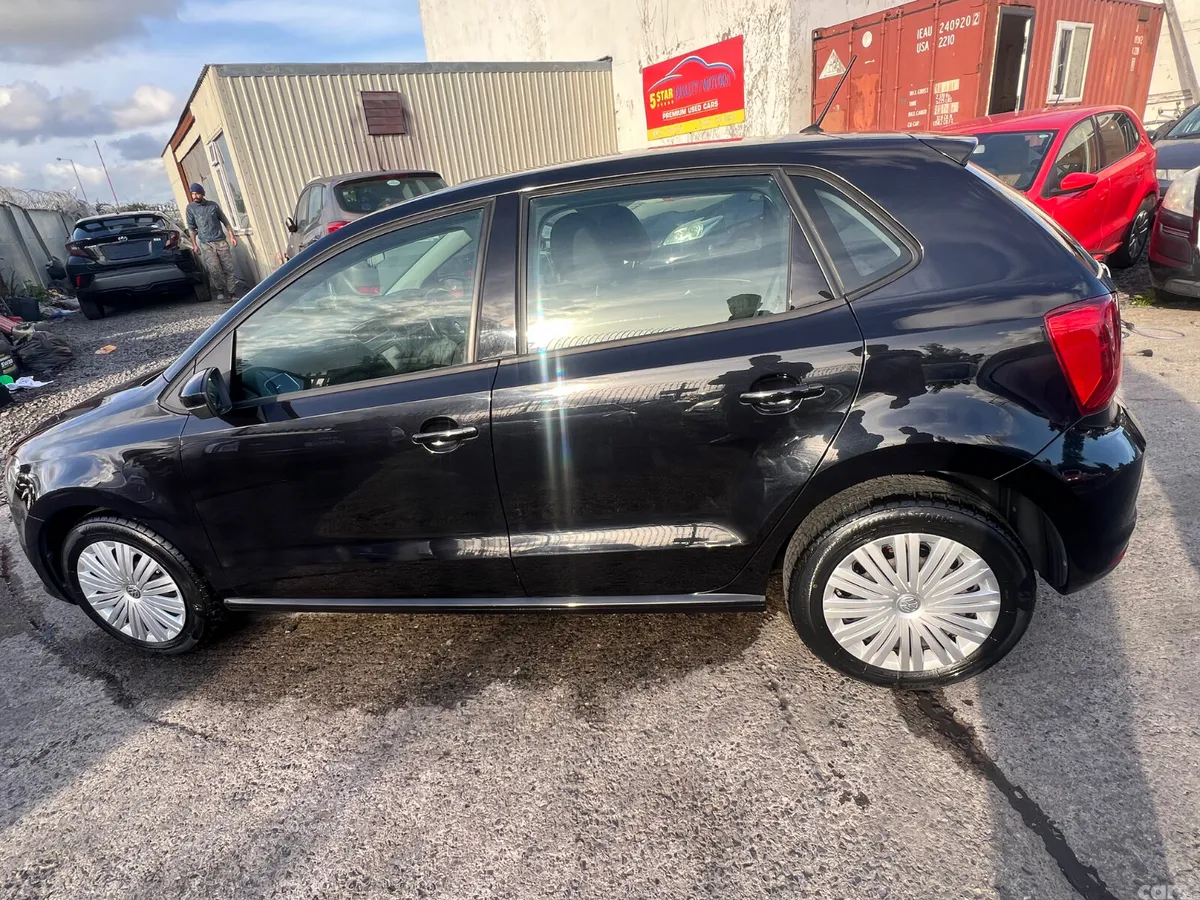 Volkswagen Polo Hatchback, Petrol, 2015, Black