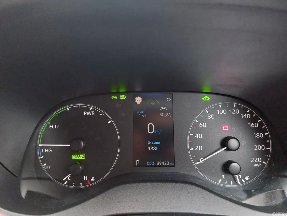 Toyota Yaris Hatchback, Petrol Hybrid, 2024, Grey