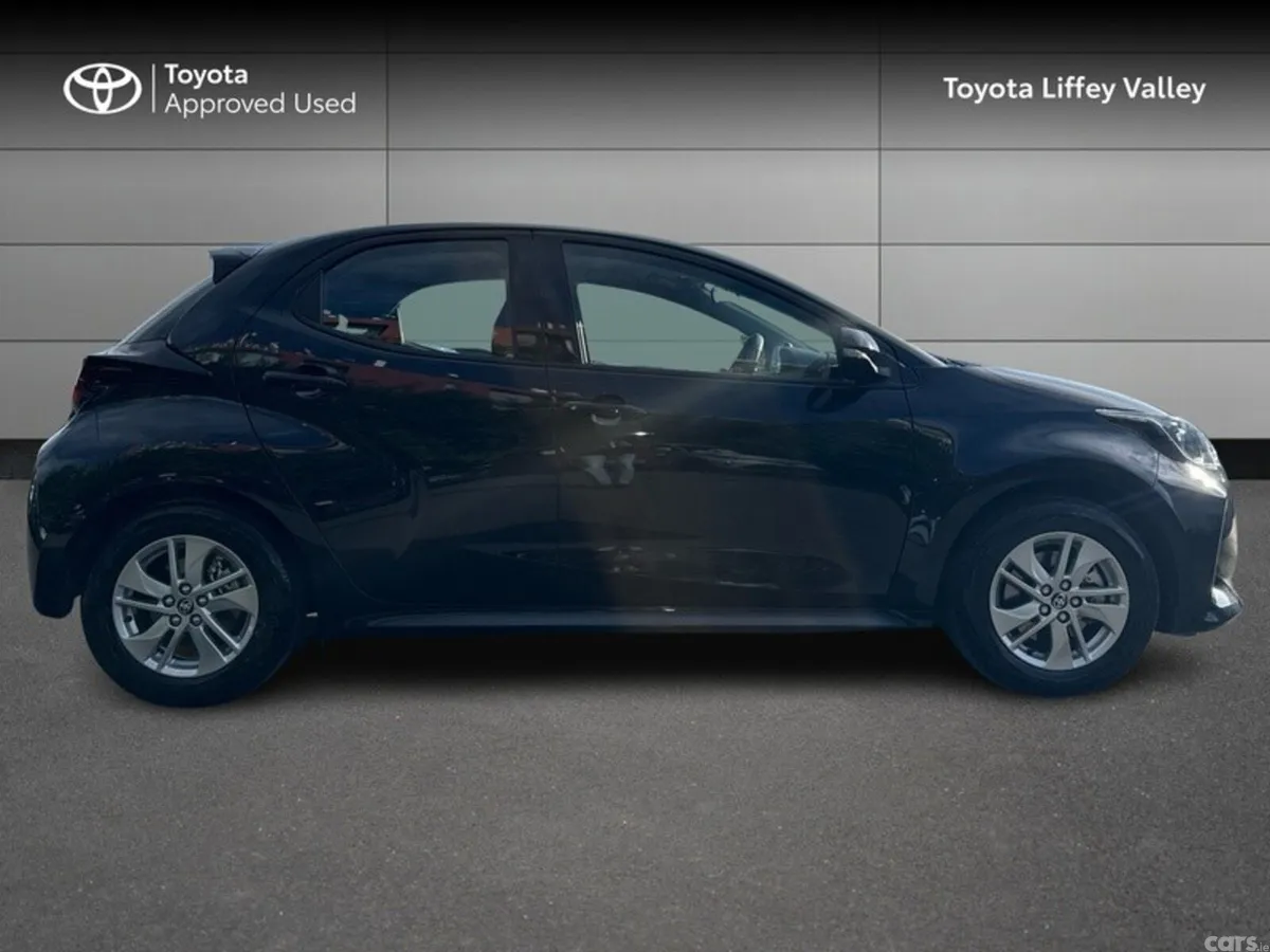 Toyota Yaris Hatchback, Petrol Hybrid, 2026, Black