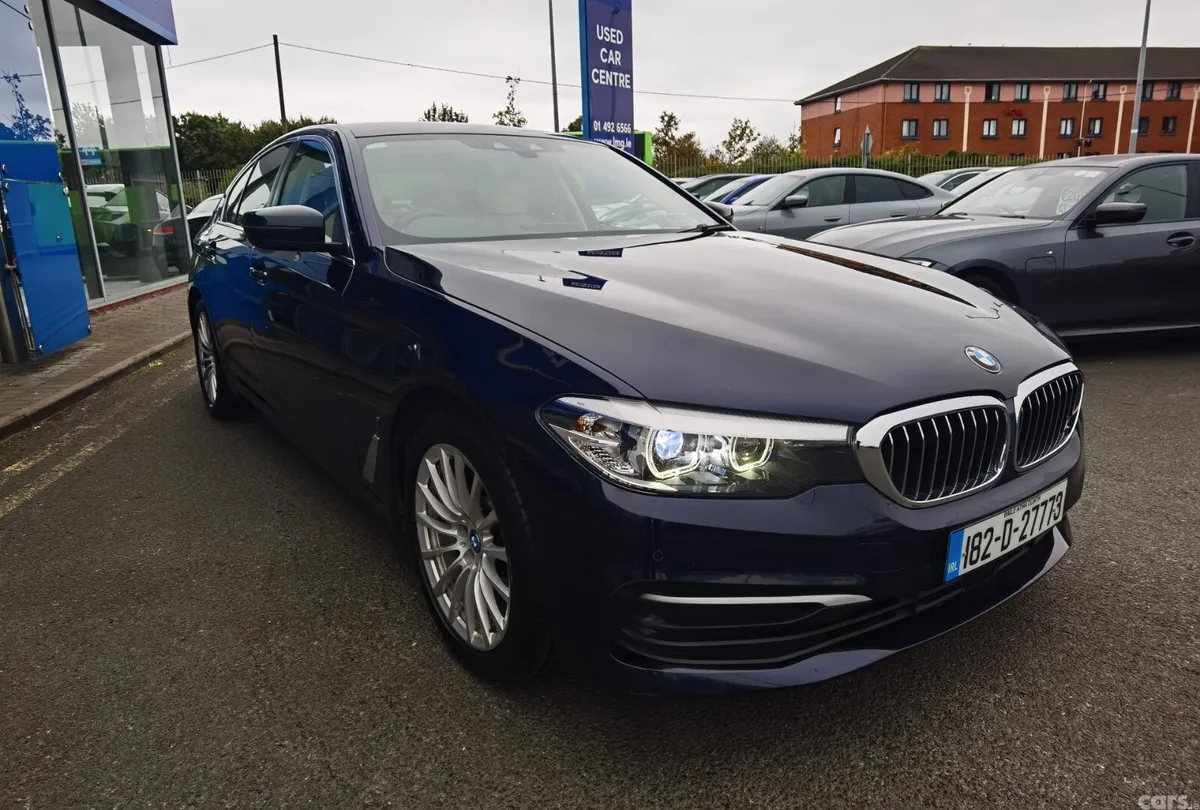 BMW 5-Series Saloon, Petrol Plug-in Hybrid, 2018, Blue