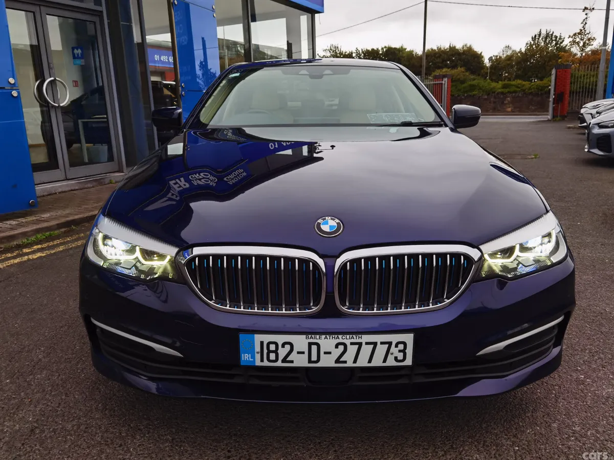 BMW 5-Series Saloon, Petrol Plug-in Hybrid, 2018, Blue