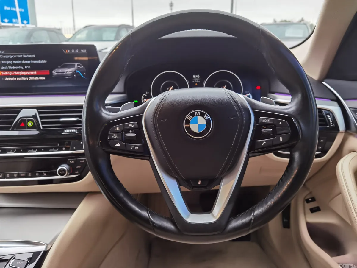BMW 5-Series Saloon, Petrol Plug-in Hybrid, 2018, Blue
