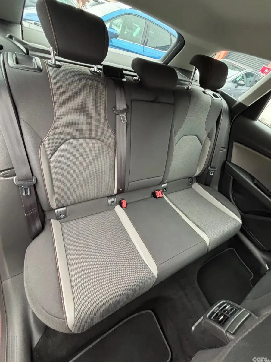 SEAT Leon Estate, Diesel, 2015, Red