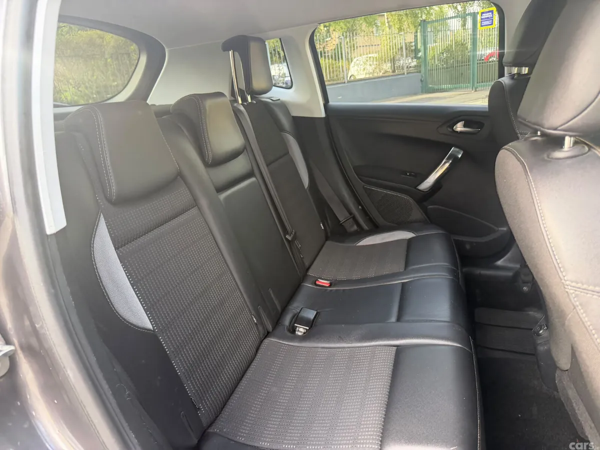 Peugeot 2008 SUV, Petrol, 2016, Grey