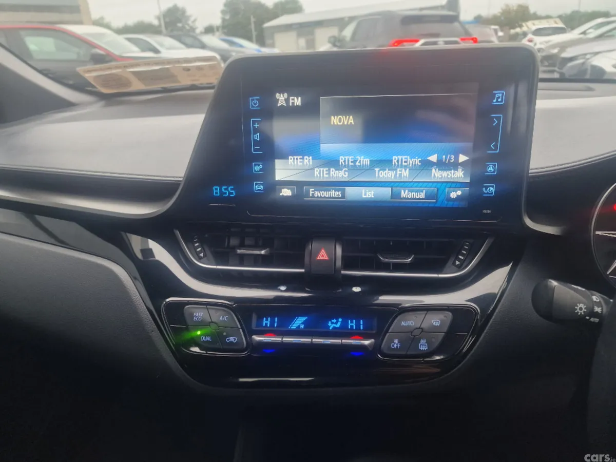 Toyota C-HR Hatchback, Petrol, 2019, Blue