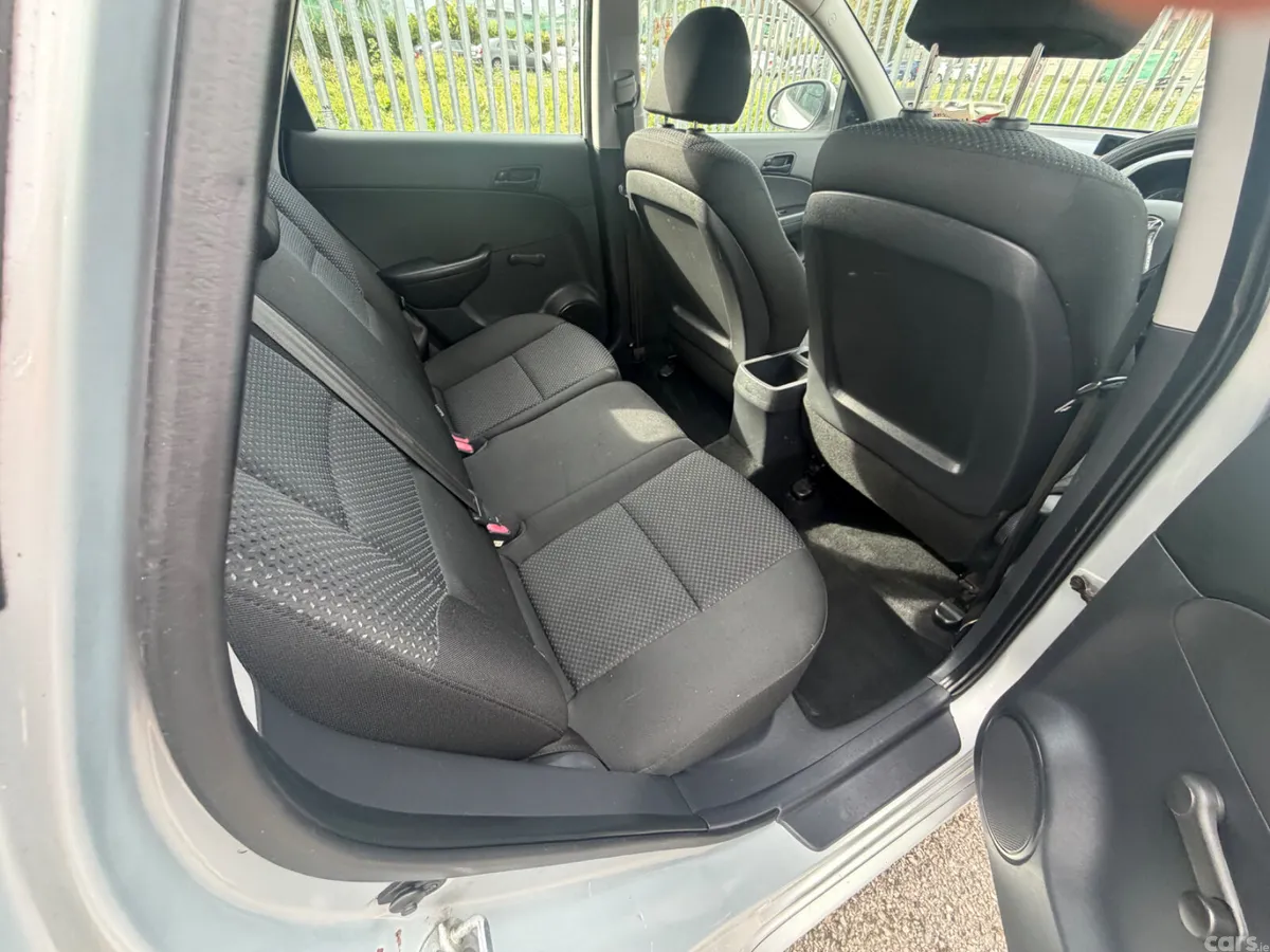 Hyundai i30 Hatchback, Diesel, 2010, Silver