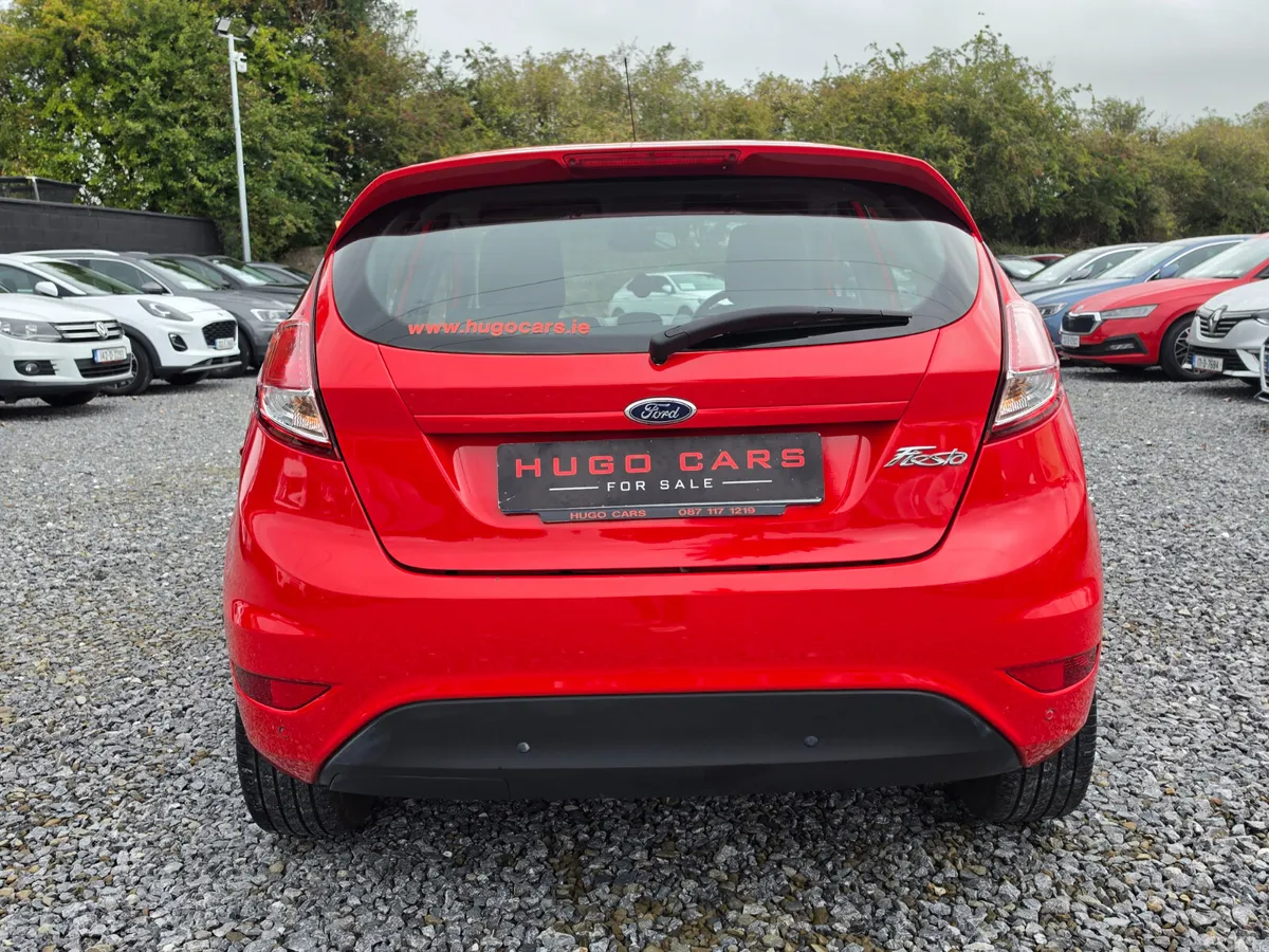 Ford Fiesta Hatchback, Petrol, 2016, Red